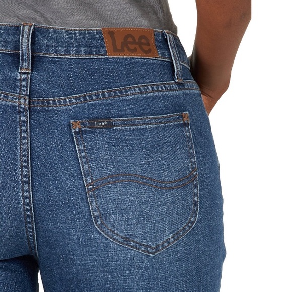 NWT Lee Women's Midrise Capri - Picture 6 of 11